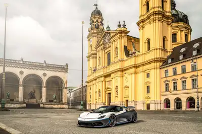 Munich debut of Battista Anniversario.jpg Munich debut of Battista Anniversario.jpg